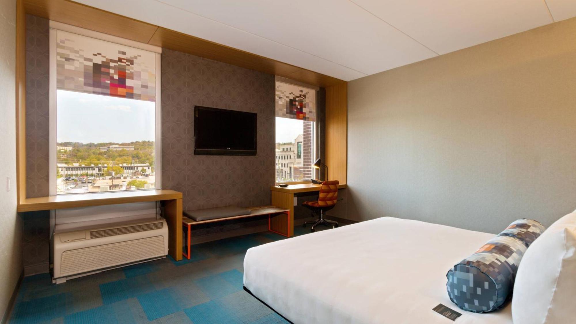Отель Aloft Birmingham Soho Square Хомвуд Экстерьер фото