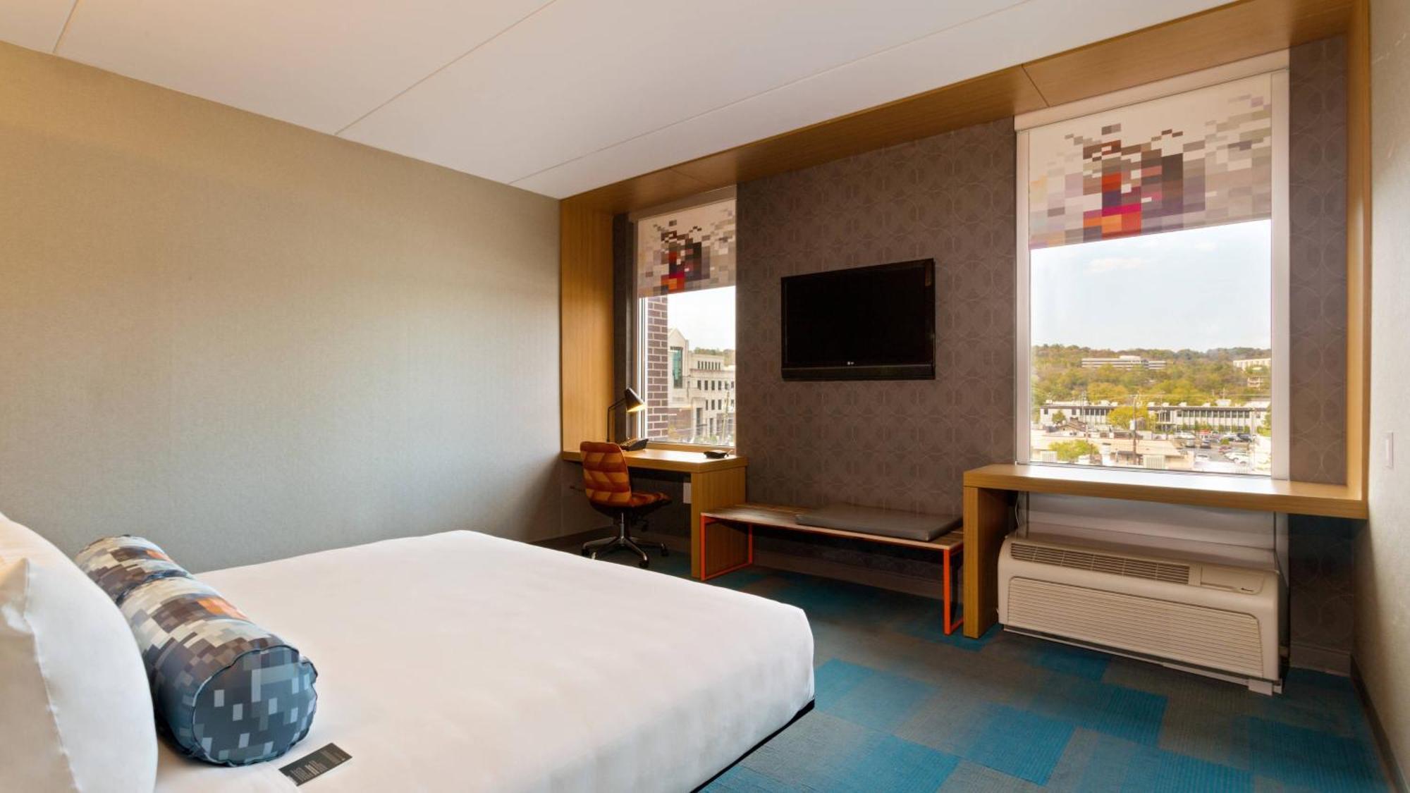 Отель Aloft Birmingham Soho Square Хомвуд Экстерьер фото