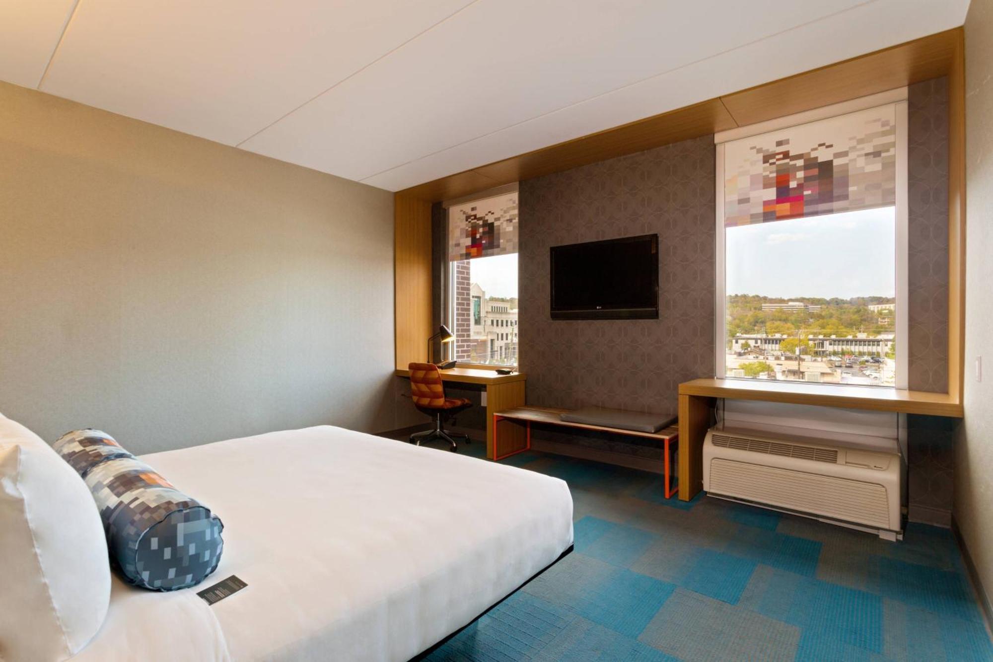Отель Aloft Birmingham Soho Square Хомвуд Экстерьер фото