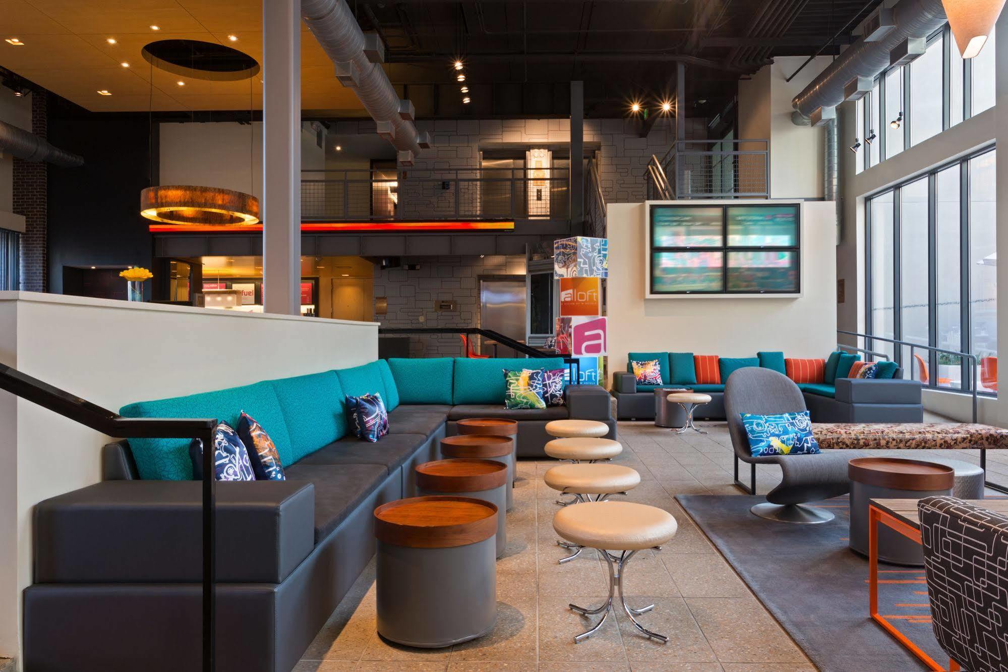 Отель Aloft Birmingham Soho Square Хомвуд Экстерьер фото
