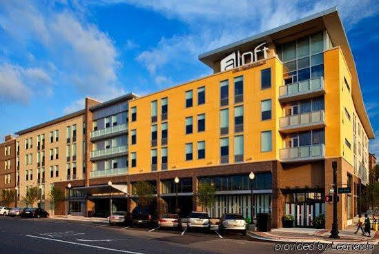 Отель Aloft Birmingham Soho Square Хомвуд Экстерьер фото